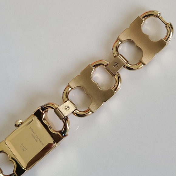 💥SEE NEW LISTING💥 Tory Burch Watch - Picture 7 of 16